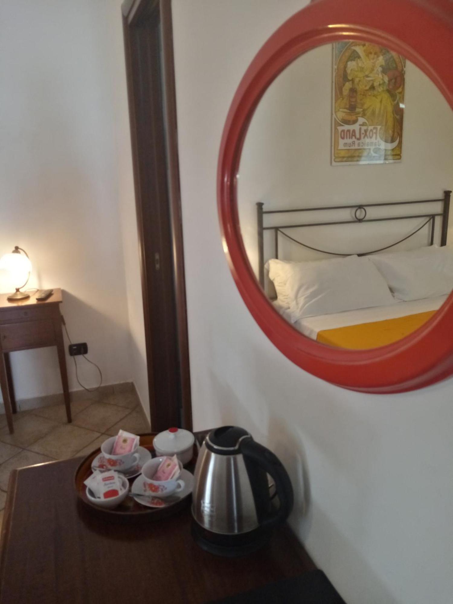 Hotel Pace بومبيي المظهر الخارجي الصورة