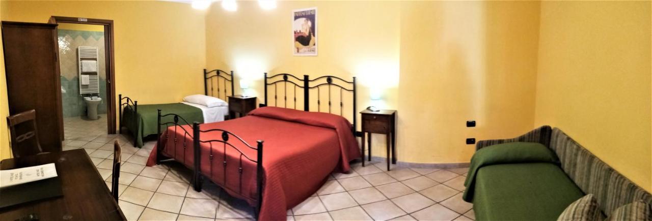 Hotel Pace بومبيي المظهر الخارجي الصورة